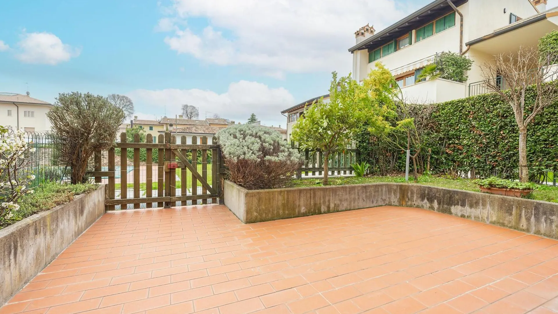 Villa Calmasino - Swimming Pool And Garda Lake Cavaion Veronese Italy